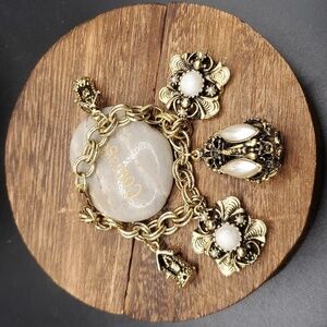 Wishing well good‎ luck token Victorian bauble charm bracelet B3214